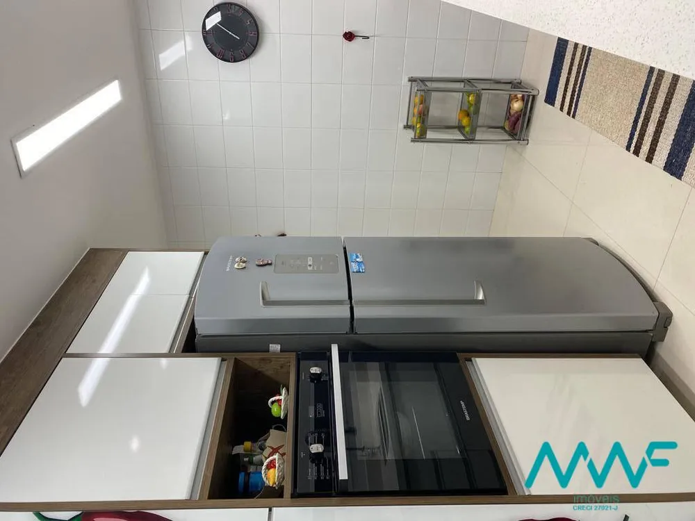 Apartamento, 3 quartos, 158 m² - Foto 2