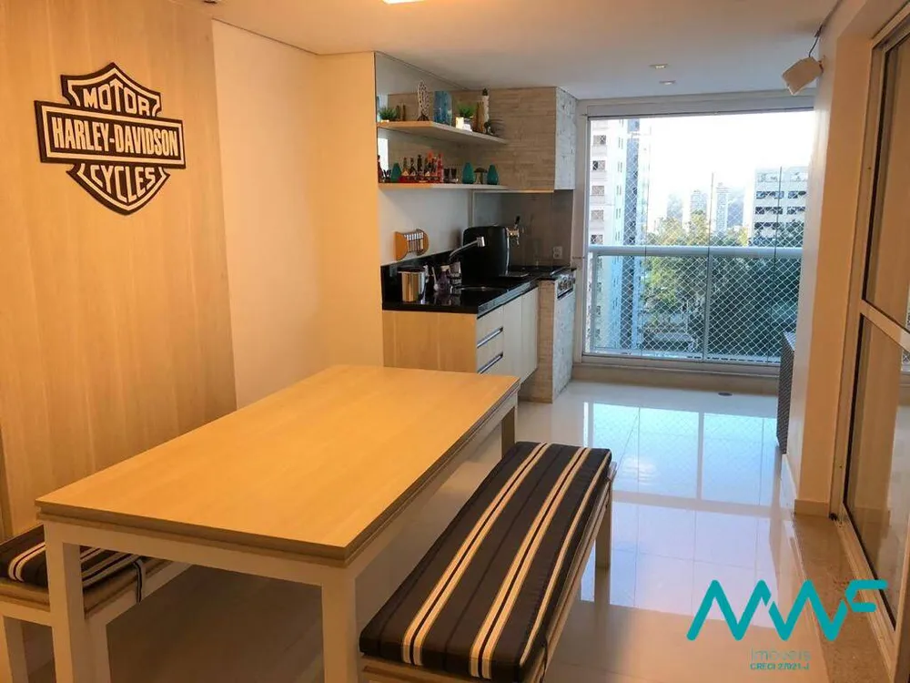Apartamento, 3 quartos, 235 m² - Foto 1