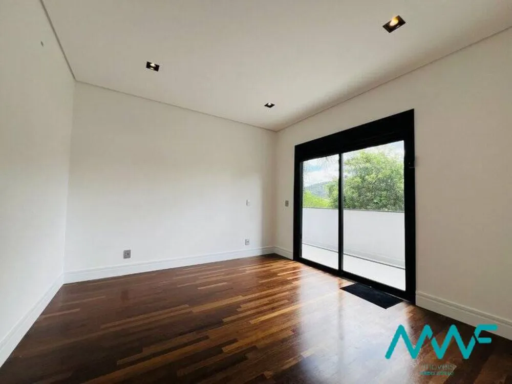 Casa, 4 quartos, 399 m² - Foto 1