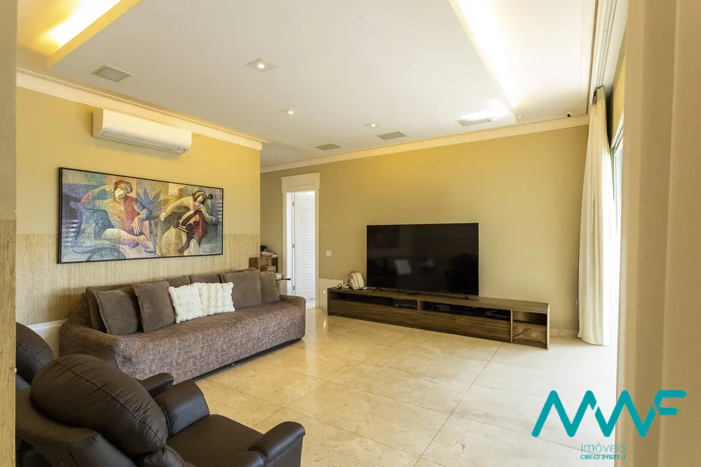 Casa, 5 quartos, 1587 m² - Foto 4