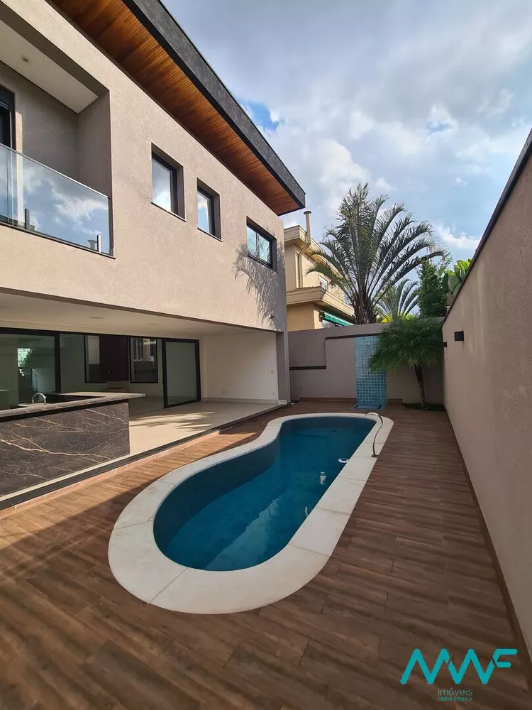 Casa de Condomínio à venda com 4 quartos, 386m² - Foto 4