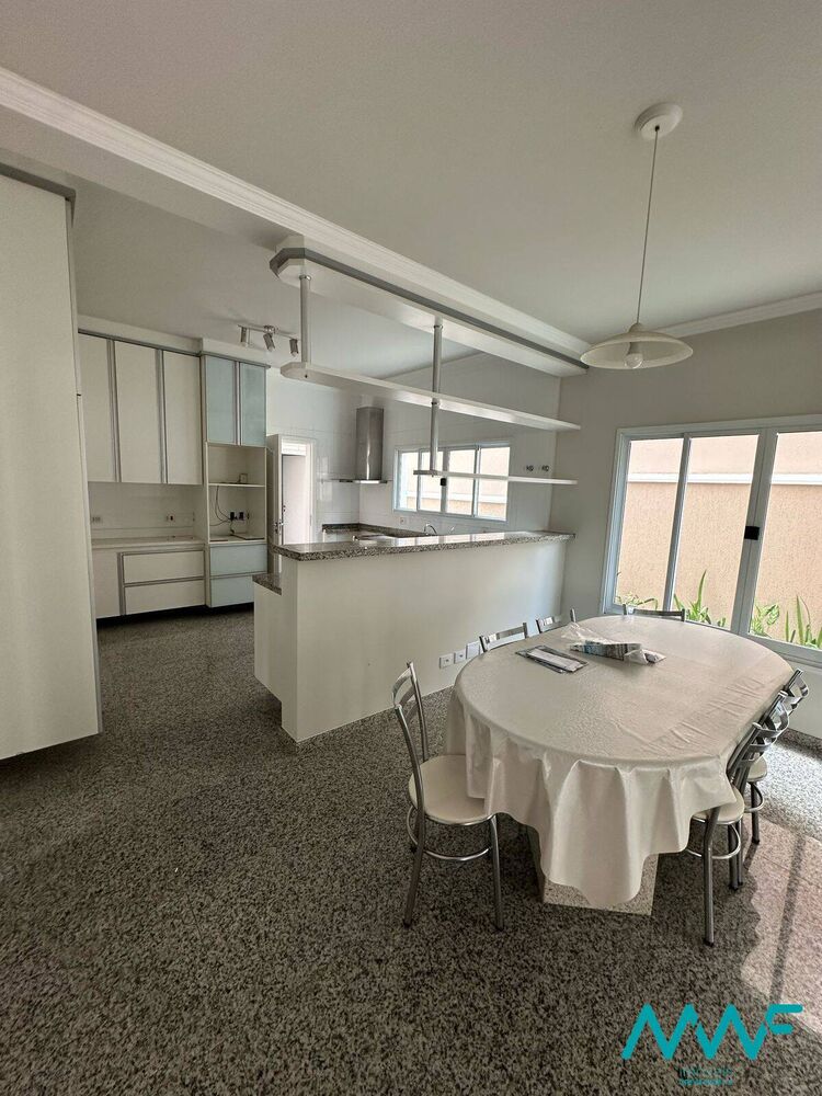 Casa de Condomínio à venda e aluguel com 4 quartos, 500m² - Foto 2