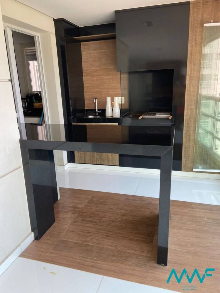 Apartamento, 3 quartos, 202 m² - Foto 1