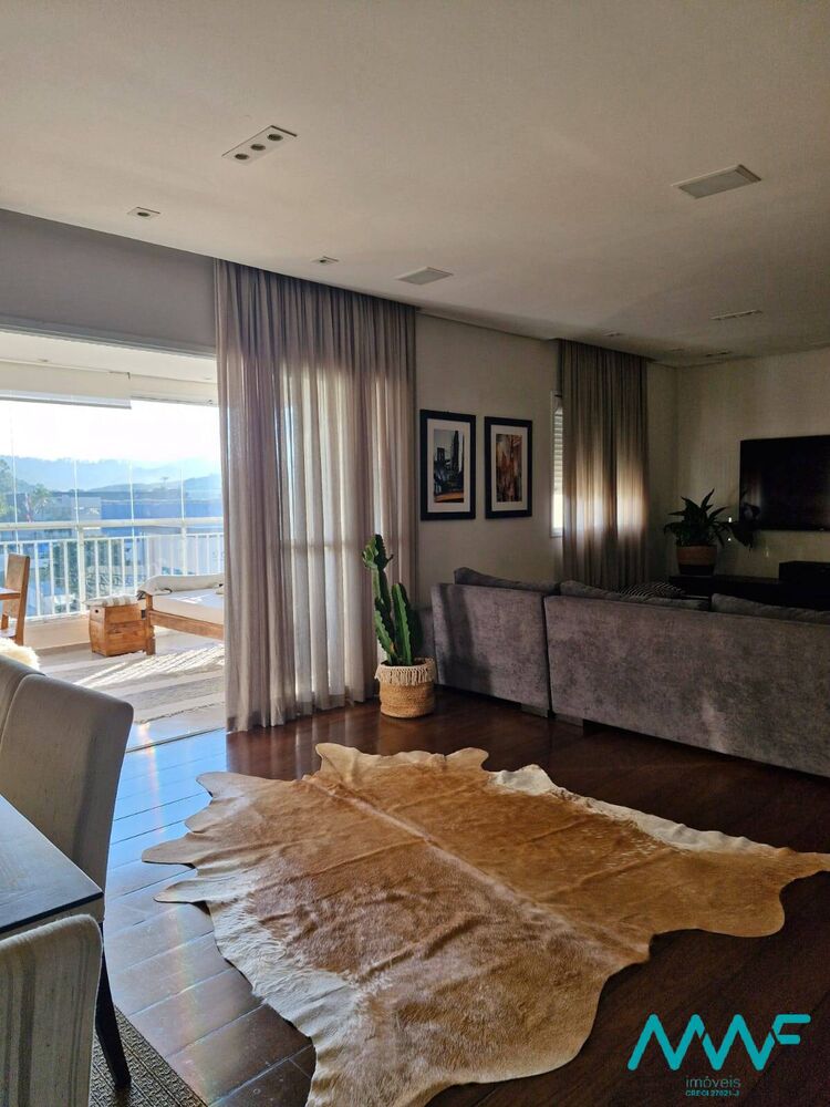 Apartamento, 3 quartos, 158 m² - Foto 1