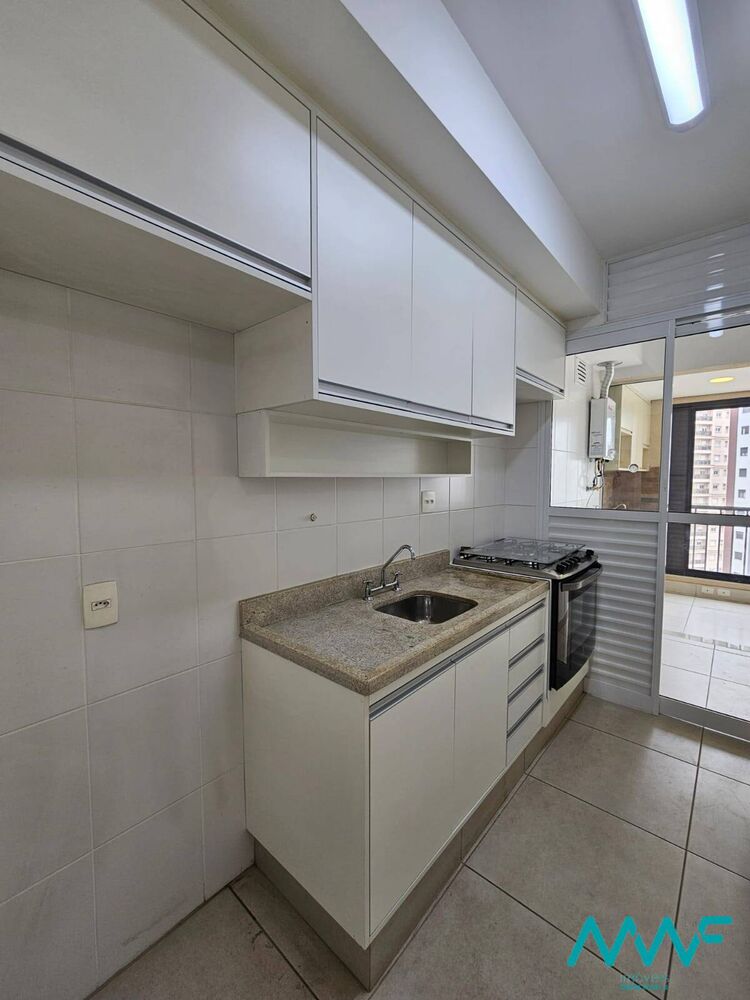 Apartamento à venda com 2 quartos, 81m² - Foto 4