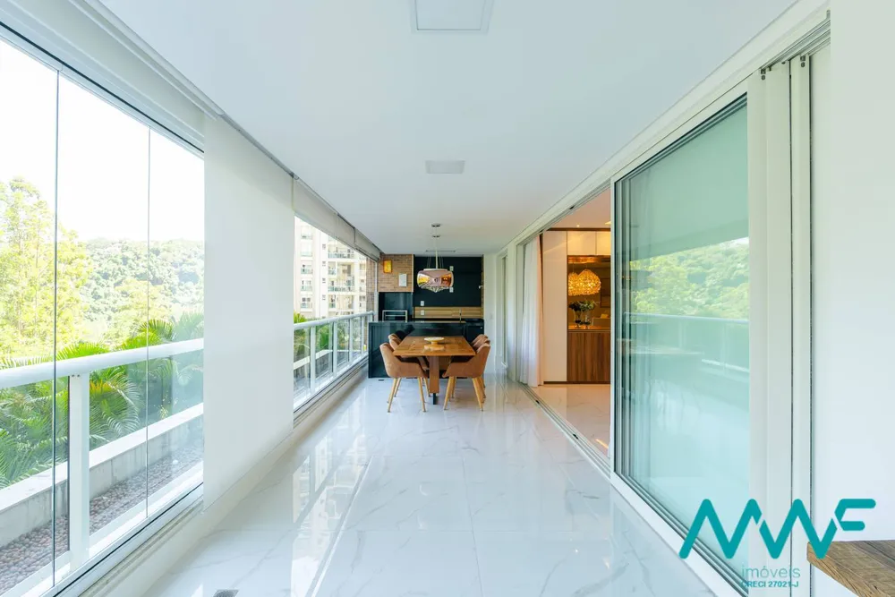 Apartamento, 3 quartos, 224 m² - Foto 4