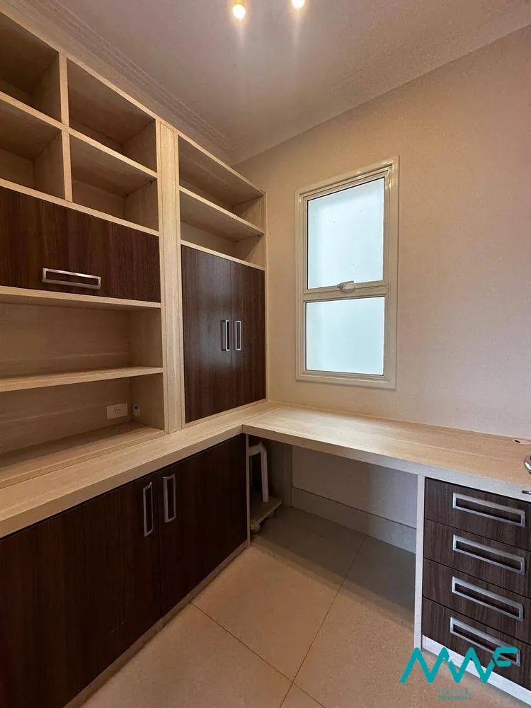 Apartamento, 3 quartos, 201 m² - Foto 1
