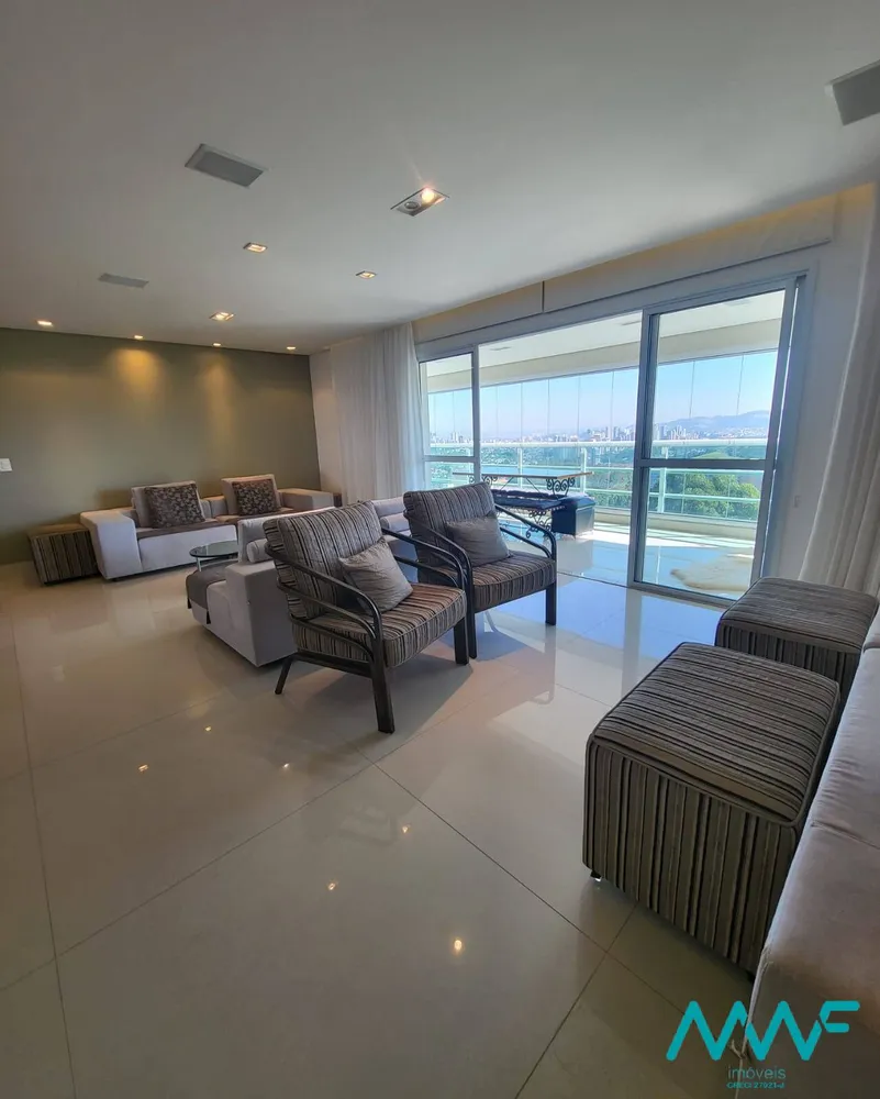 Apartamento, 3 quartos, 202 m² - Foto 1