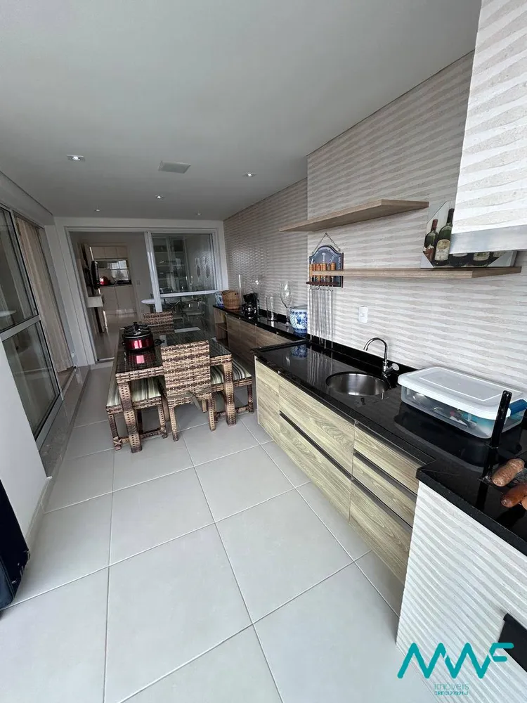 Apartamento, 3 quartos, 243 m² - Foto 1