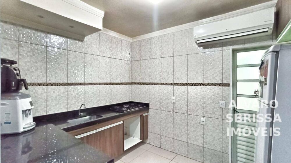 Casa, 4 quartos, 175 m² - Foto 4