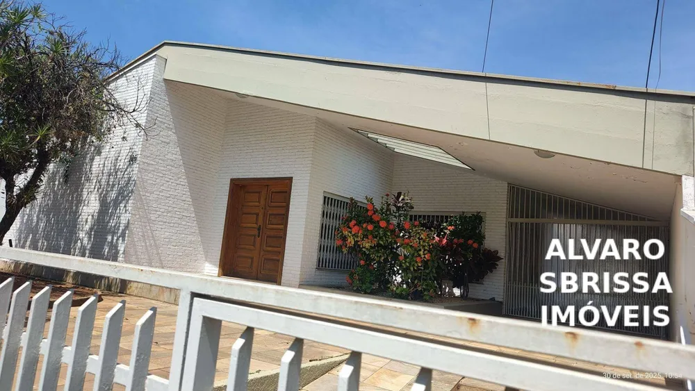 Casa, 5 quartos, 389 m² - Foto 1