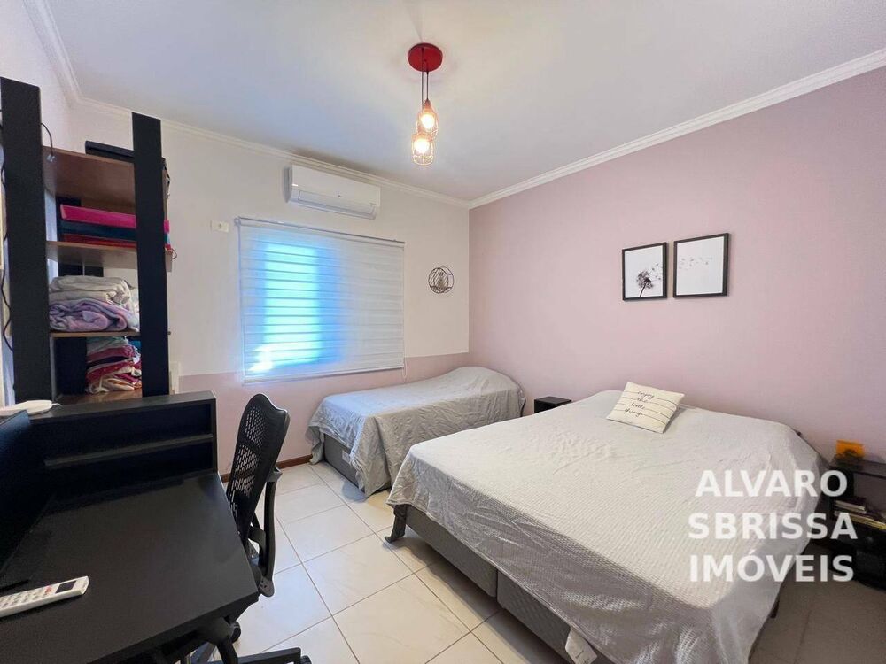 Chácara, 4 quartos, 2200 m² - Foto 6