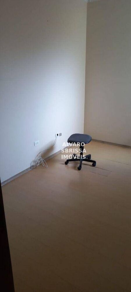 Casa, 4 quartos, 188 m² - Foto 1