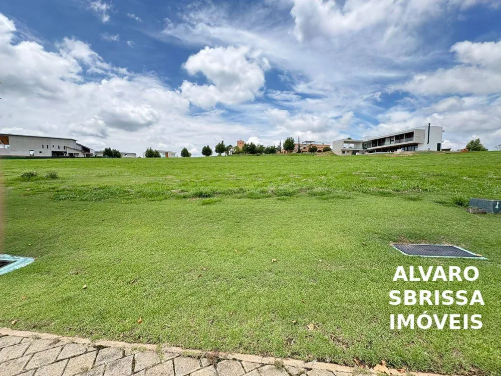 Loteamento e Condomínio, 1500 m² - Foto 1