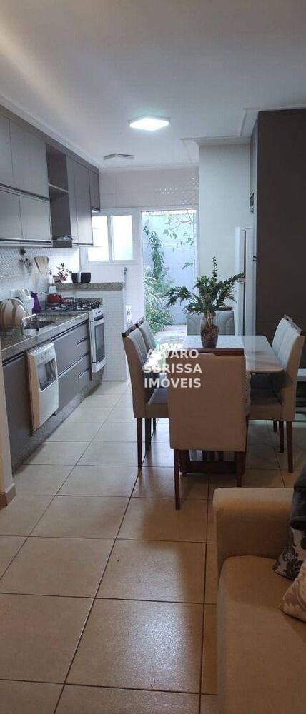 Casa, 2 quartos, 59 m² - Foto 2