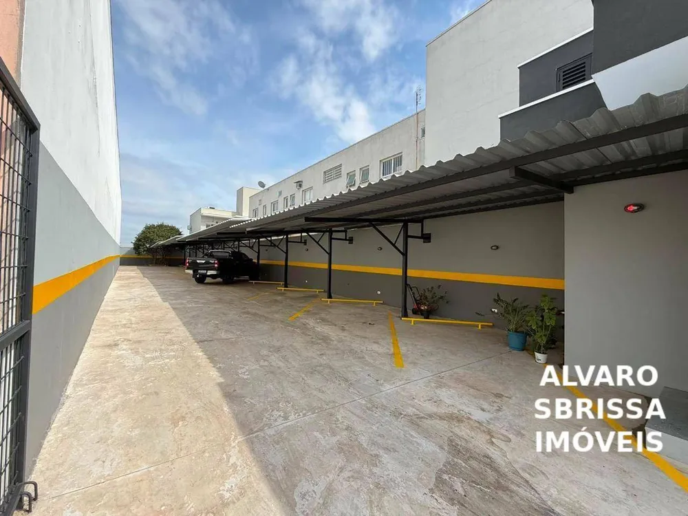 Box-Garagem, 400 m² - Foto 4