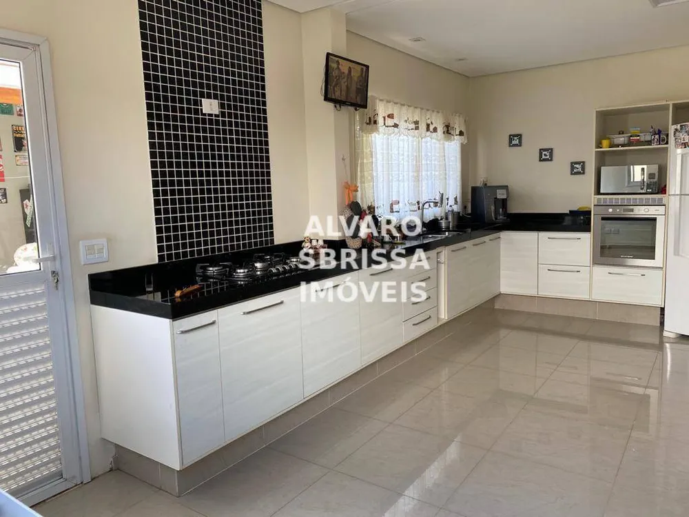 Casa, 3 quartos, 260 m² - Foto 4
