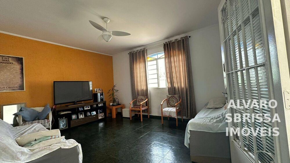 Casa, 3 quartos, 118 m² - Foto 2