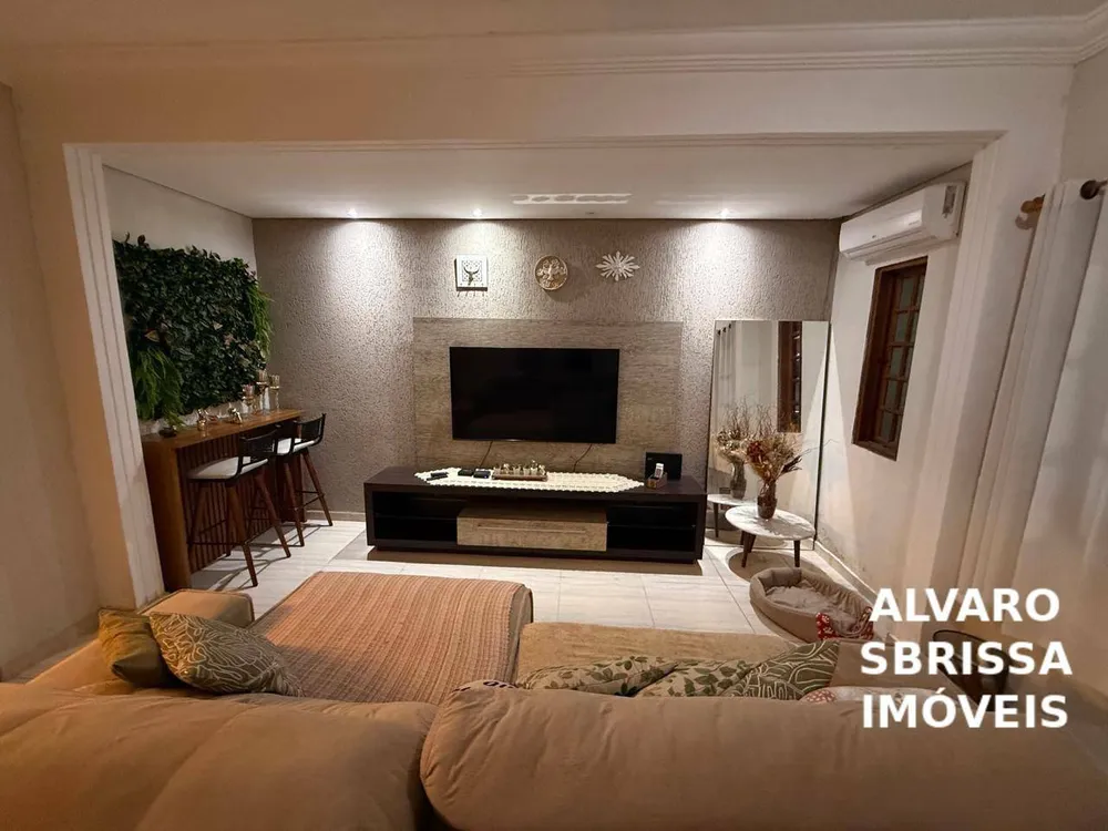 Casa, 3 quartos, 180 m² - Foto 1