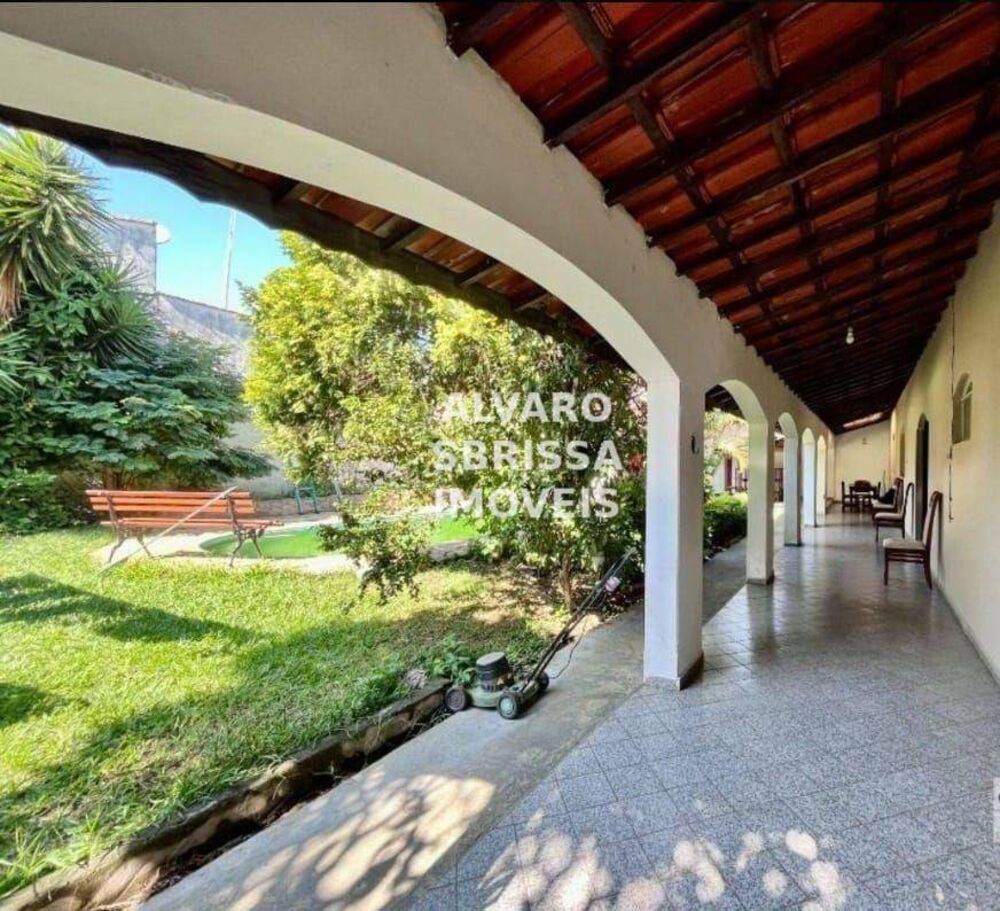 Casa, 4 quartos, 190 m² - Foto 2