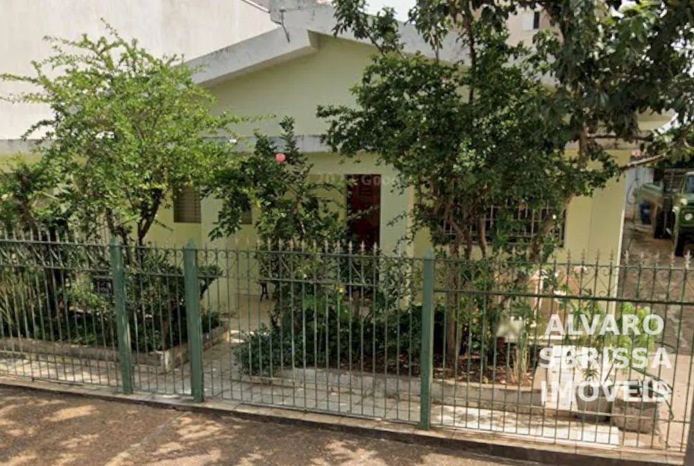 Casa, 3 quartos, 211 m² - Foto 1