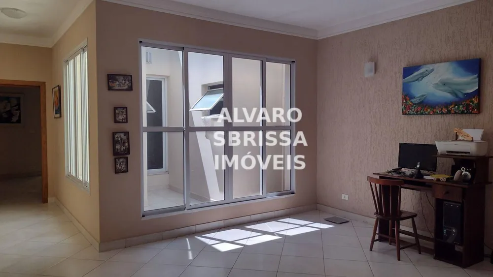 Casa, 4 quartos, 208 m² - Foto 2