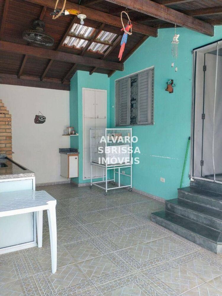 Casa, 3 quartos, 223 m² - Foto 3