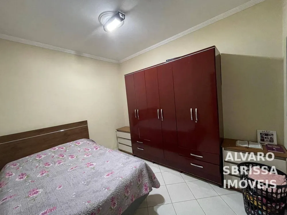 Casa, 4 quartos, 247 m² - Foto 10