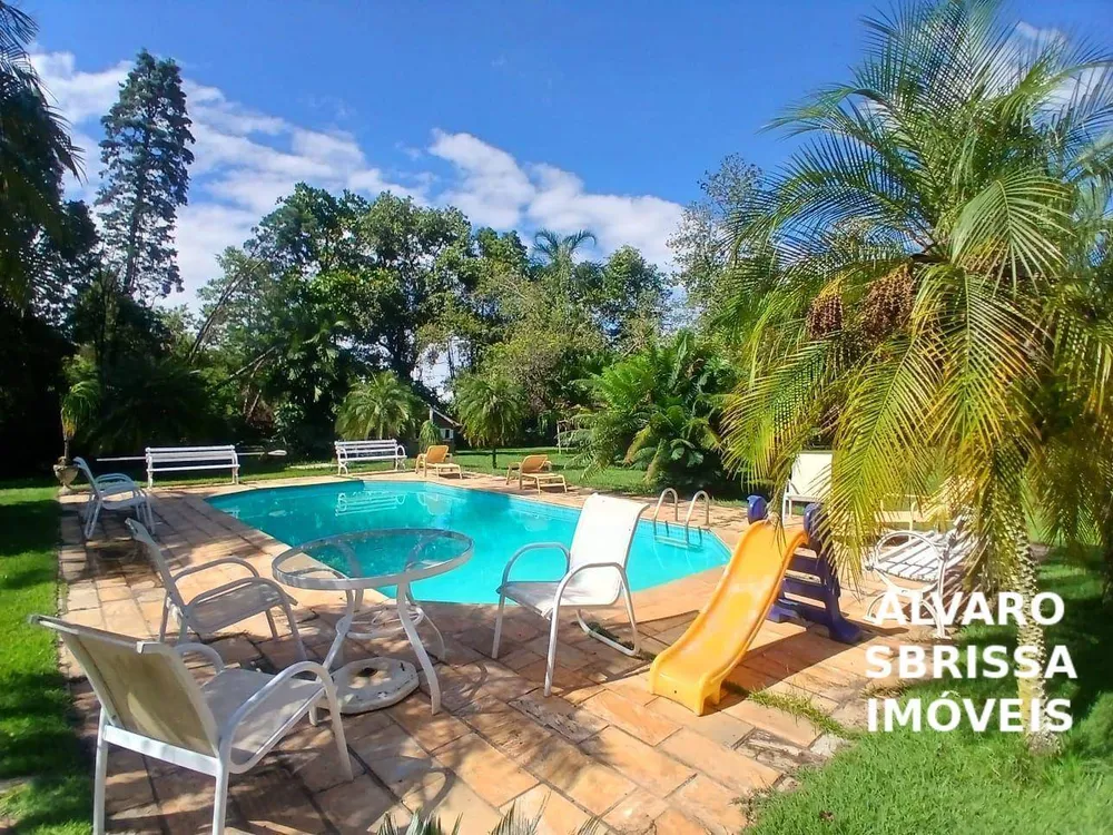 Chácara, 5 quartos, 5000 m² - Foto 1