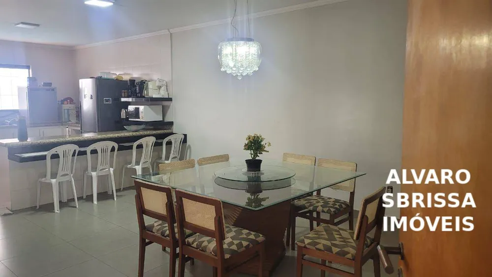 Casa, 4 quartos, 291 m² - Foto 1