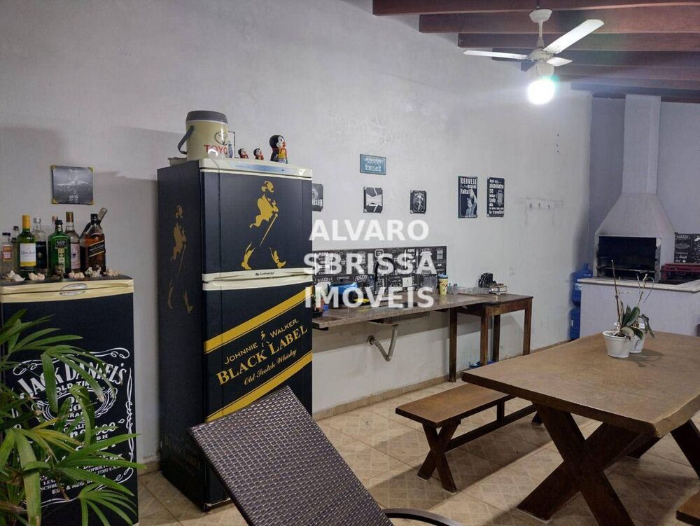 Casa, 3 quartos, 211 m² - Foto 4