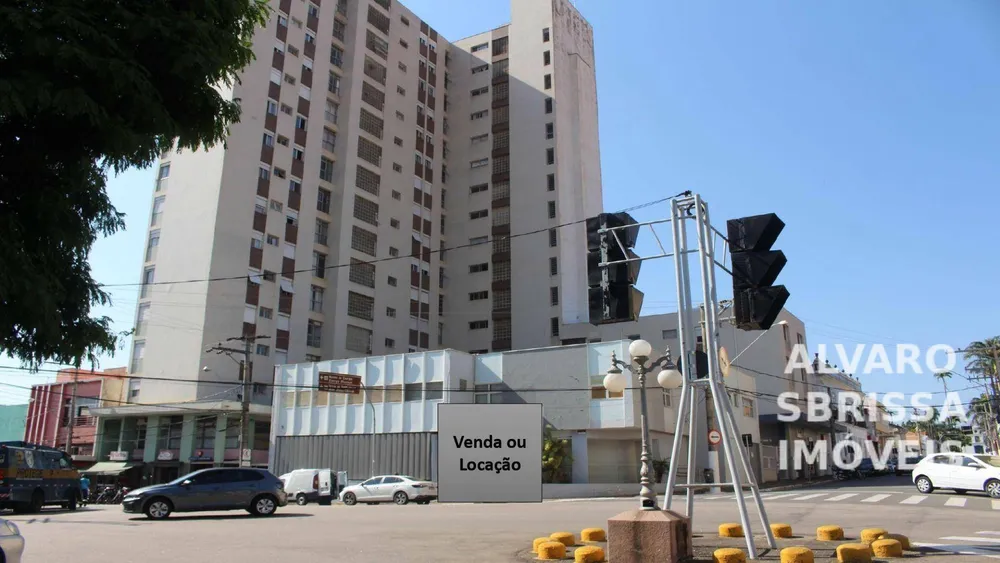 Loja-Salão, 750 m² - Foto 1