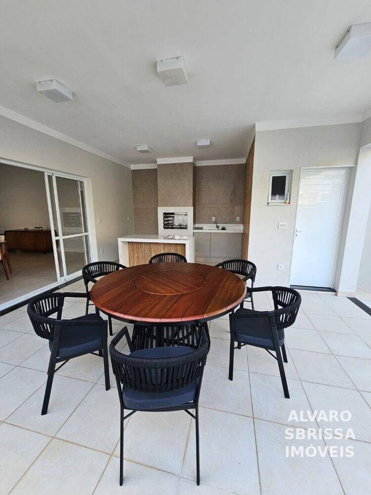 Casa de Condomínio à venda com 3 quartos, 415m² - Foto 1