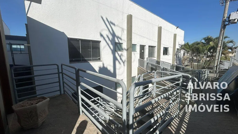 Depósito-Galpão, 811 m² - Foto 2
