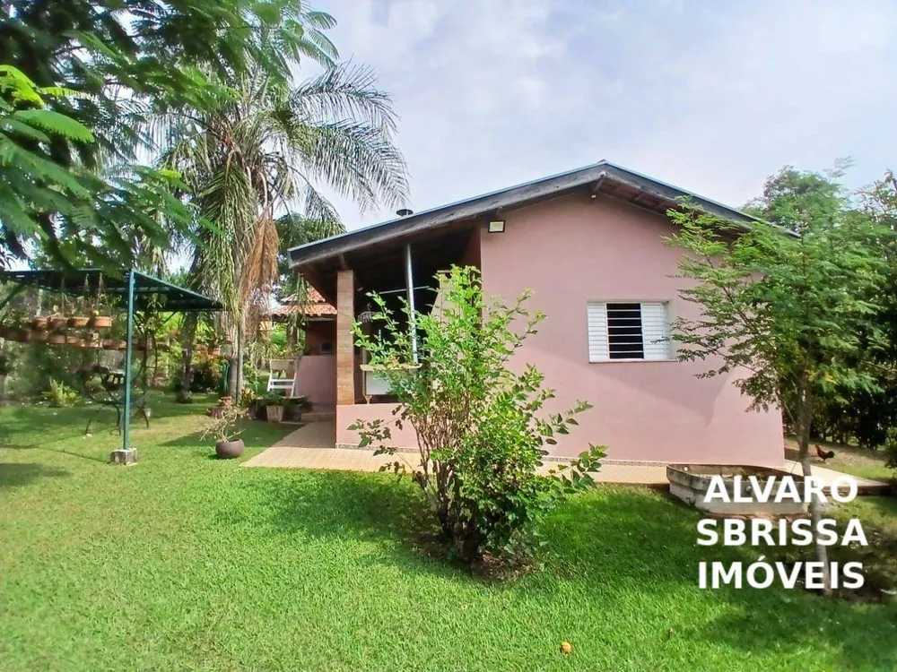 Chácara, 2 quartos, 1002 m² - Foto 2