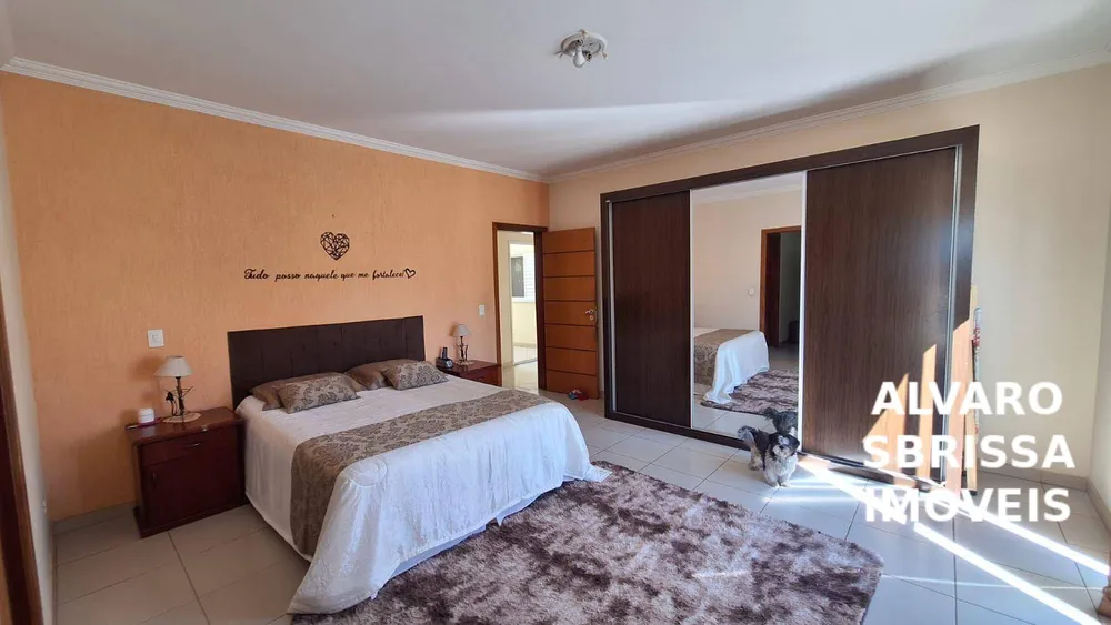 Casa, 4 quartos, 320 m² - Foto 10