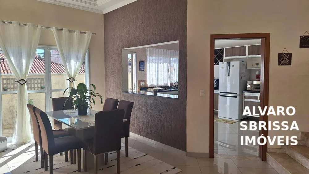 Casa, 4 quartos, 320 m² - Foto 1