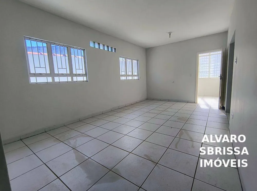 Casa, 3 quartos, 260 m² - Foto 6