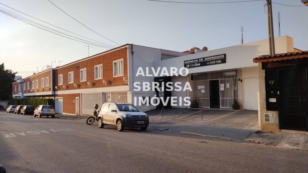 Casa à venda com 3 quartos, 200m² - Foto 3