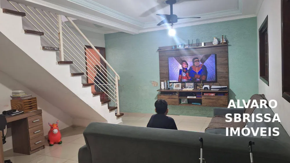 Casa, 3 quartos, 202 m² - Foto 8