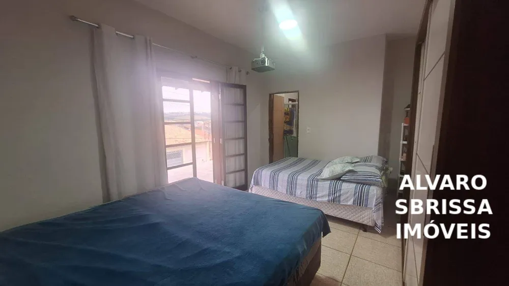 Casa, 3 quartos, 202 m² - Foto 2