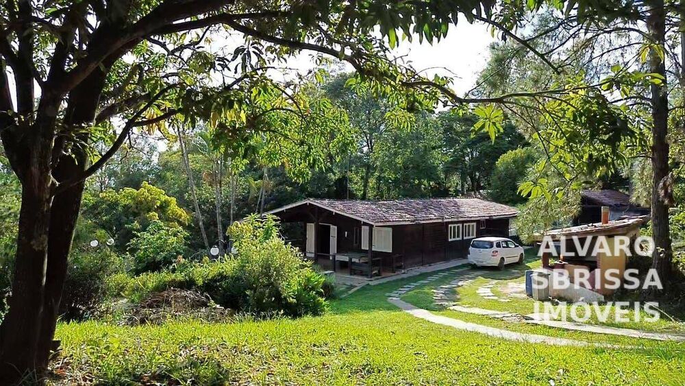 Chácara, 4 quartos, 3500 m² - Foto 1