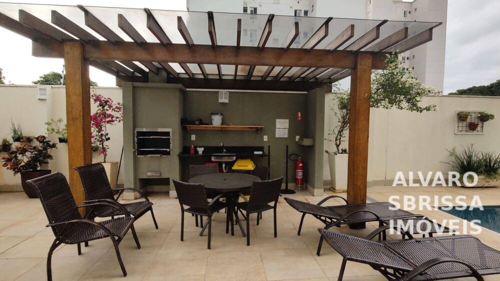 Apartamento à venda com 2 quartos, 65m² - Foto 17