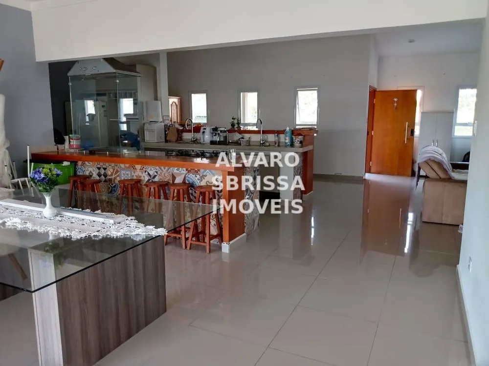 Casa, 3 quartos, 260 m² - Foto 3