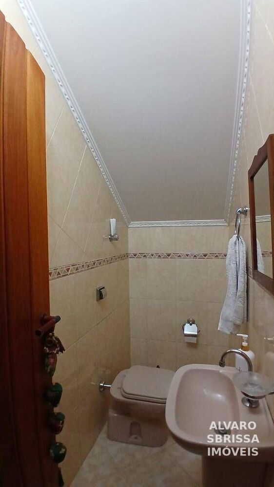 Casa, 3 quartos, 216 m² - Foto 8