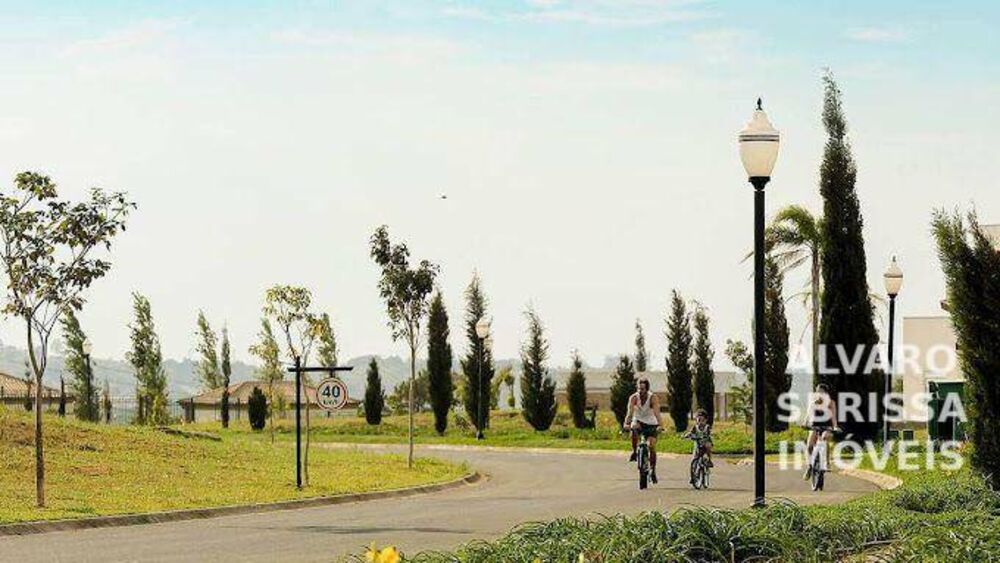 Loteamento e Condomínio, 800 m² - Foto 1
