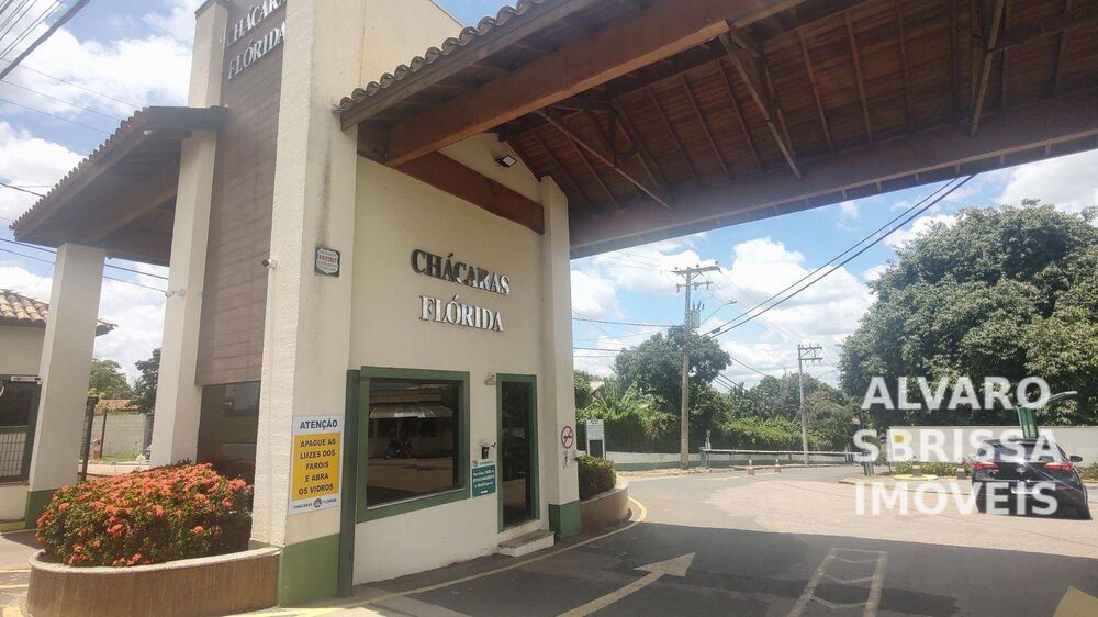 Chácara à venda com 3 quartos, 400m² - Foto 2