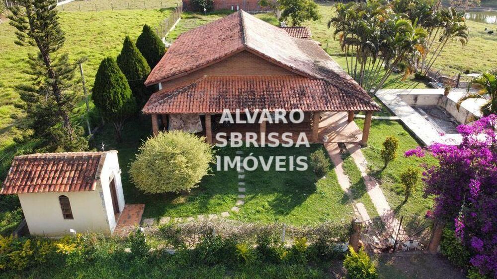 Sítio à venda com 6 quartos, 1440m² - Foto 1