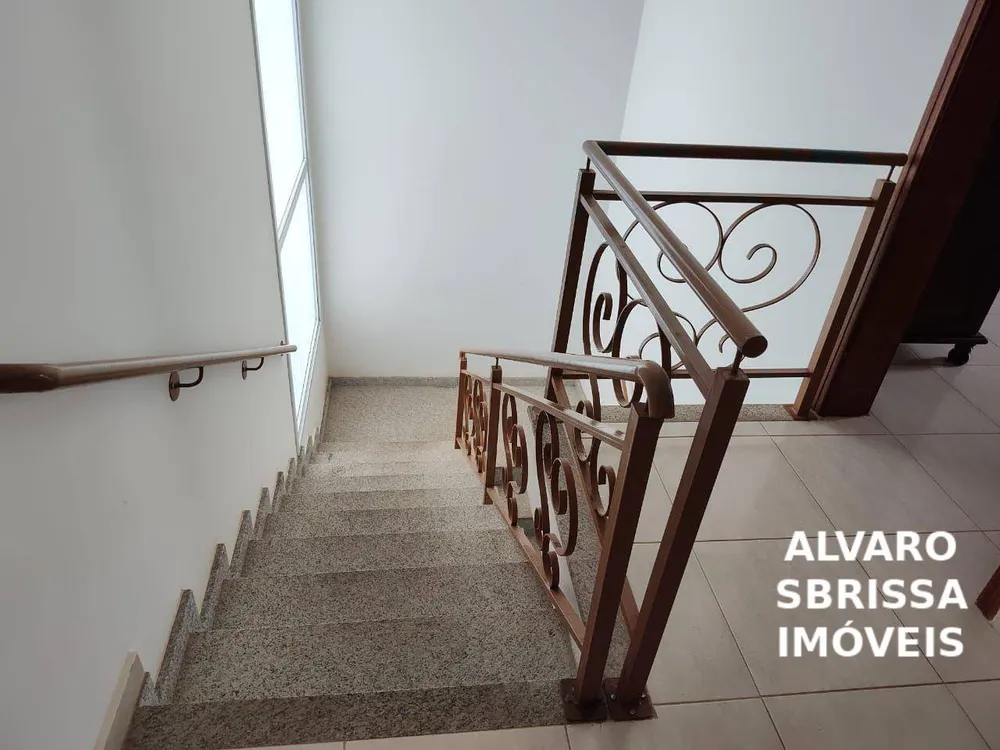 Casa, 3 quartos, 207 m² - Foto 4