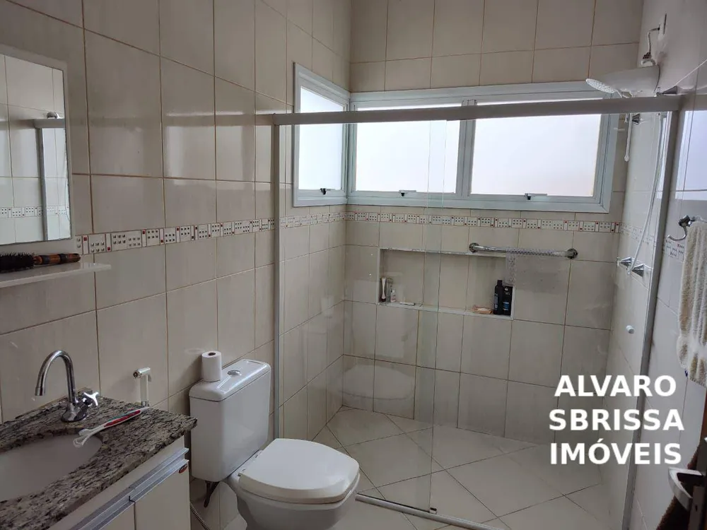 Casa, 3 quartos, 207 m² - Foto 2